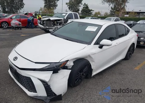 2025 Toyota Camry Se z USA, uszkodzony, nr VIN 4T1DAACK1SU068137